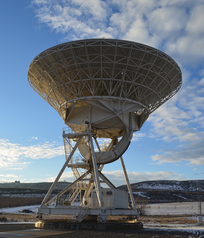 View of Brewster VLBA antenna